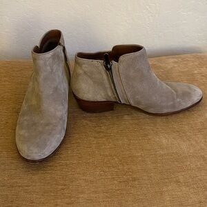 Sam Edelman ankle boots. Size 8.5. Beige.